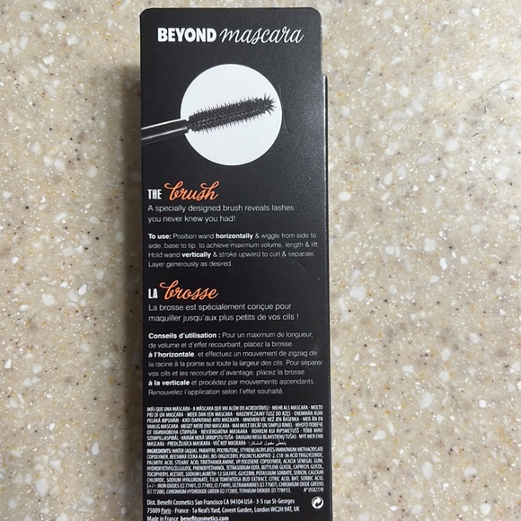 Benefit Beyond Mascara - Picture 2 of 4